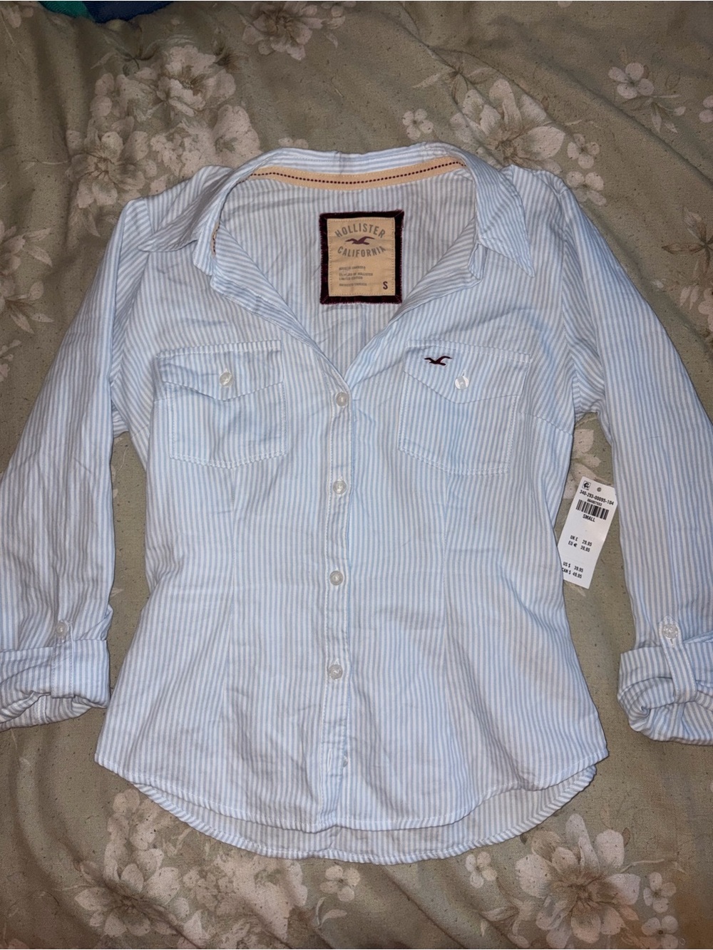 *NEW* Hollister Women's fitted Striped Button-Down Shirt